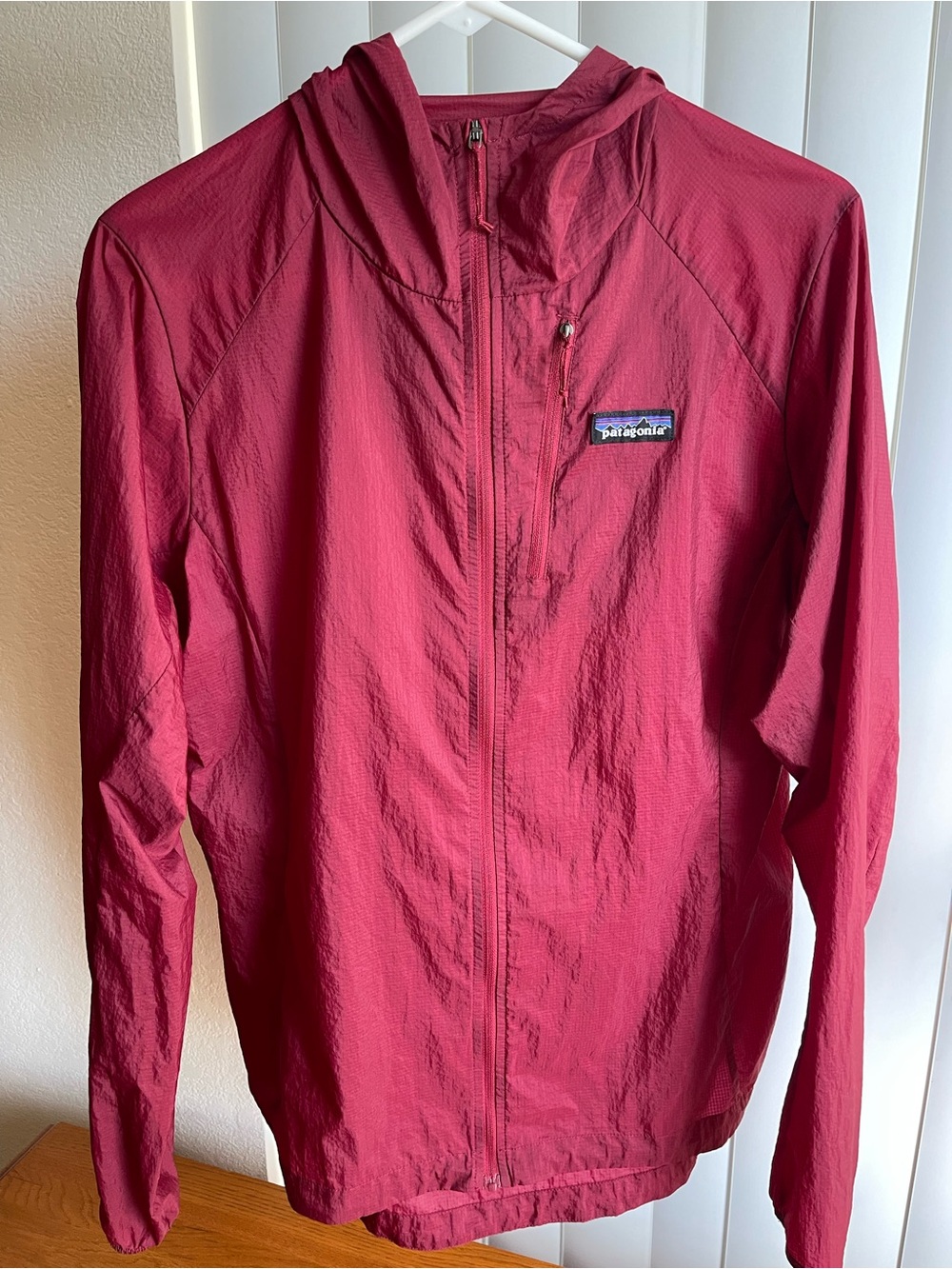 Patagonia Houdini Jacket Women’s Large Roamer Red